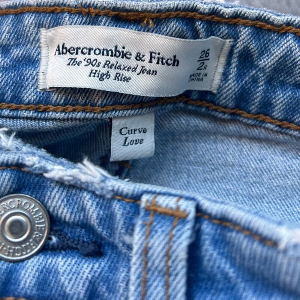 Abercrombie & Fitch Light Wash Wide Leg Jeans - Picture 5 of 9